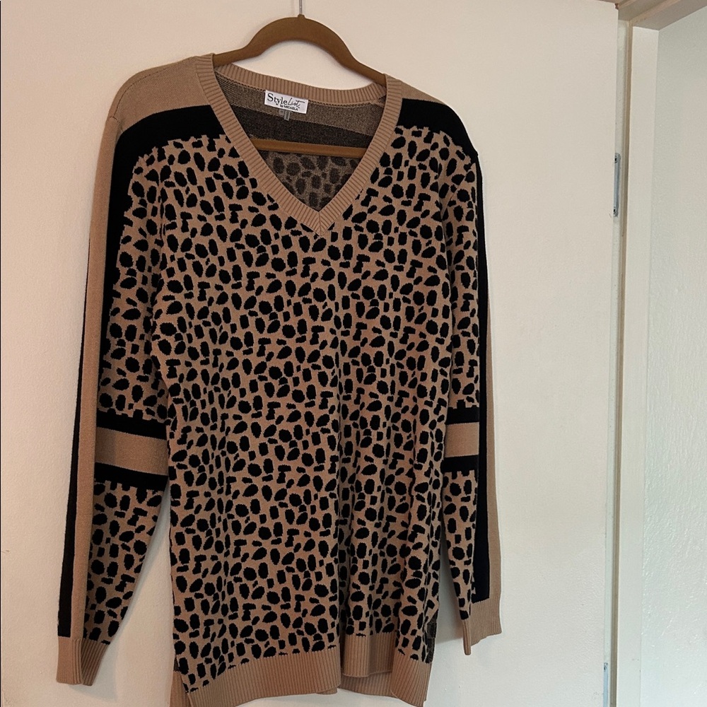 Style & Co. Women's V-Neck Leopard Sweater - Tan and Black